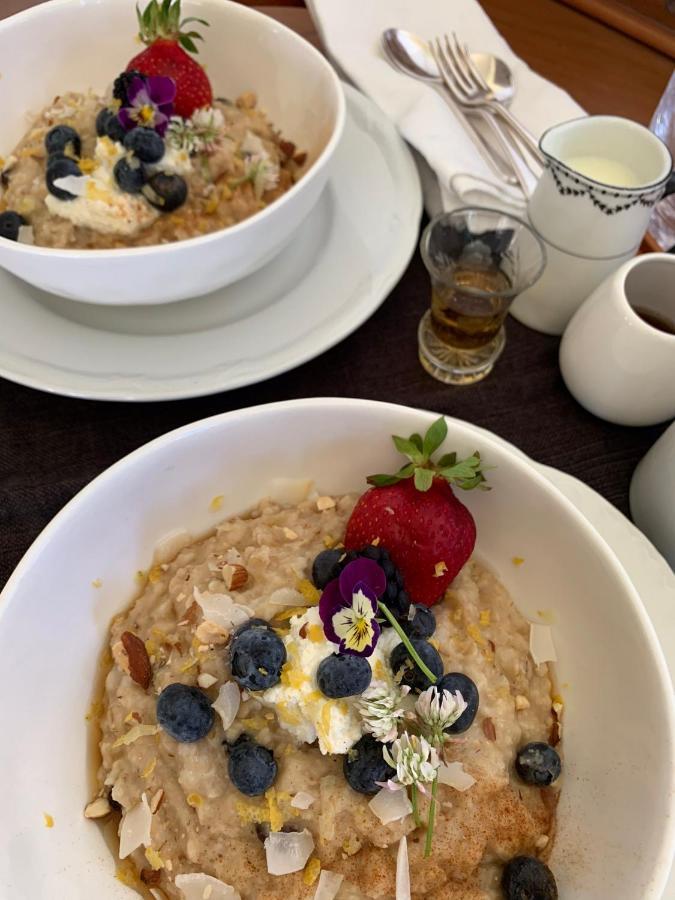 Browns Boutique Bed And Breakfast Whanganui Bagian luar foto