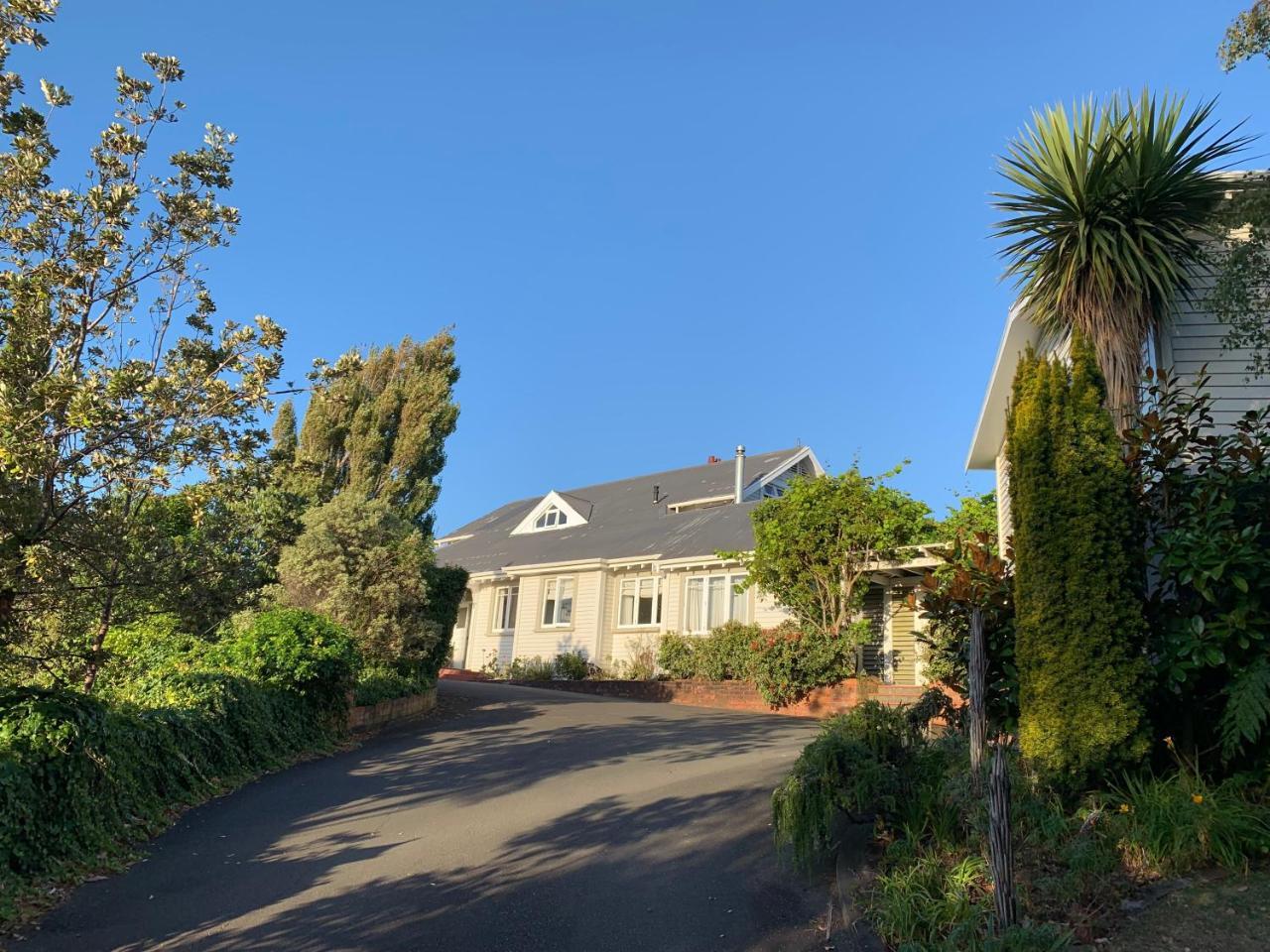 Browns Boutique Bed And Breakfast Whanganui Bagian luar foto